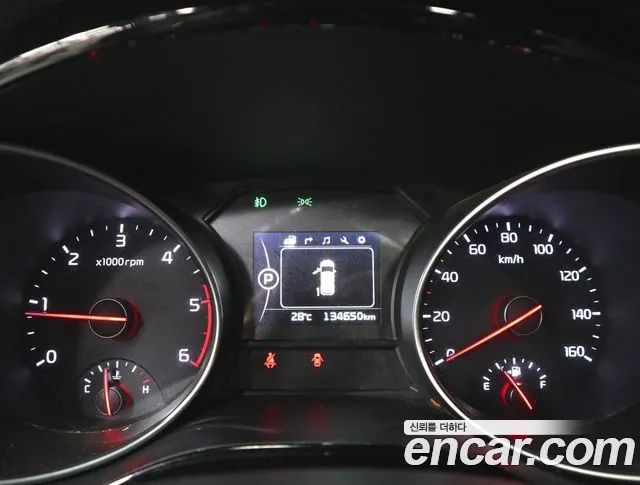 Kia Carnival 2014 thumb 5