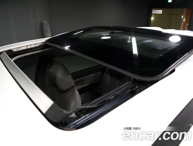 Kia Carnival 2014 thumb 6
