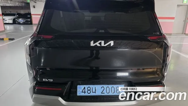 Kia EV9 2023 thumb 4
