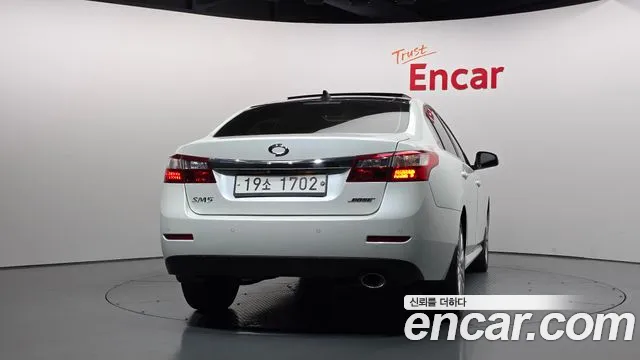 Renault-KoreaSamsung SM5 2012 thumb 4