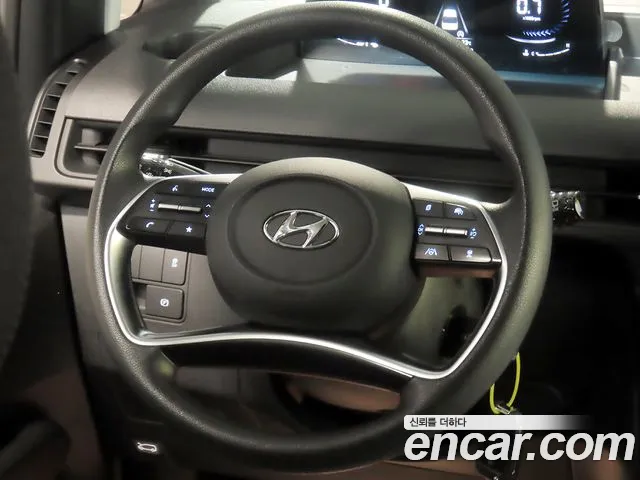 Hyundai Staria 2021 thumb 9