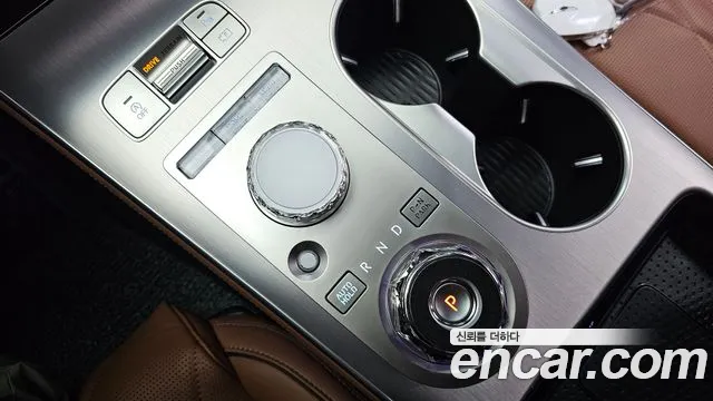 Genesis GV70 2025 thumb 8