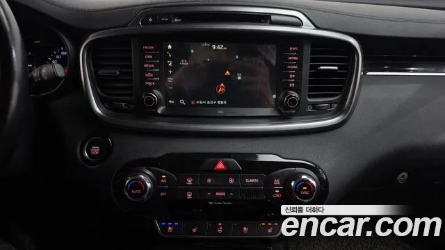 Kia Sorento 2015 thumb 12