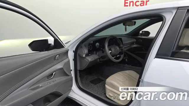 Hyundai Avante 2022 thumb 9