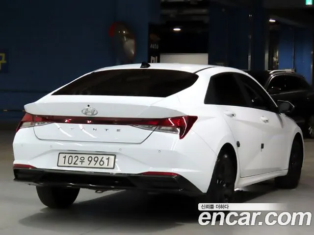 Hyundai Avante 2022 thumb 2