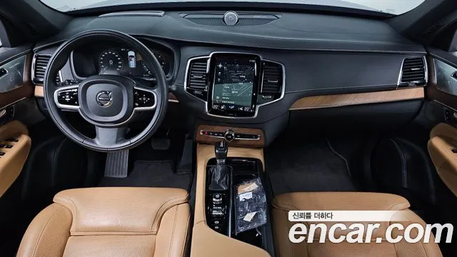 Volvo XC90 2018 thumb 7