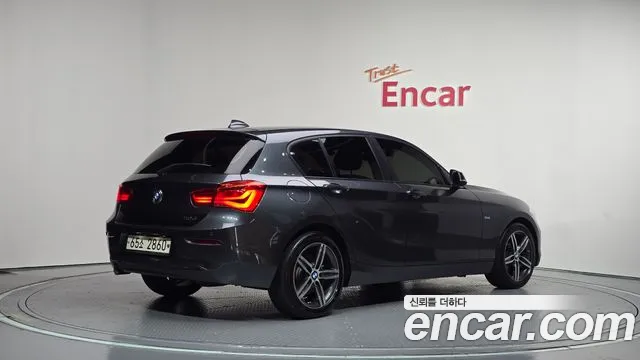 BMW 1-Series 2017 thumb 2