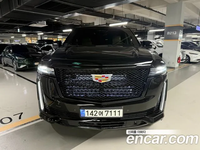 Cadillac Escalade 2022 thumb 2