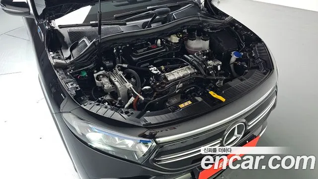 Mercedes-Benz EQA 2022 thumb 6