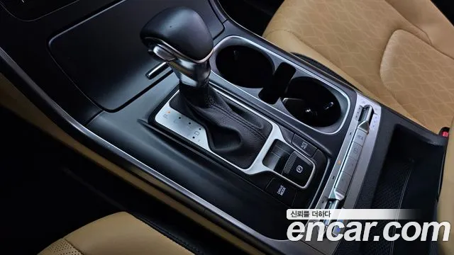 Kia Carnival 2021 thumb 9