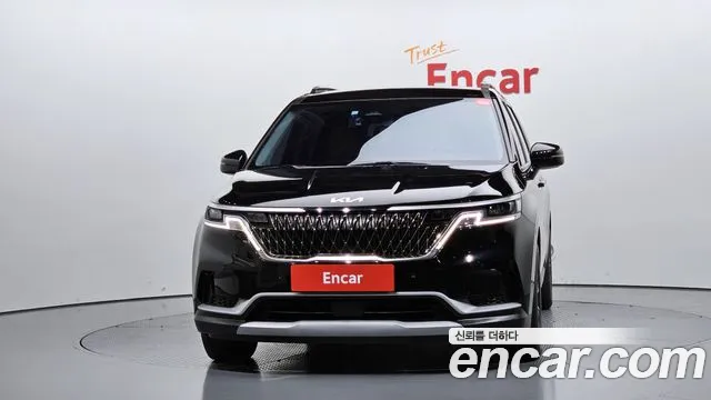 Kia Carnival 2023 thumb 3