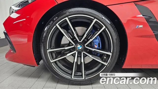 BMW Z4 2023 thumb 5