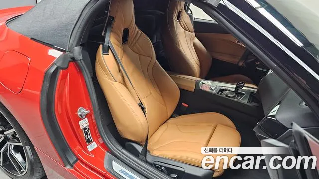 BMW Z4 2023 thumb 11