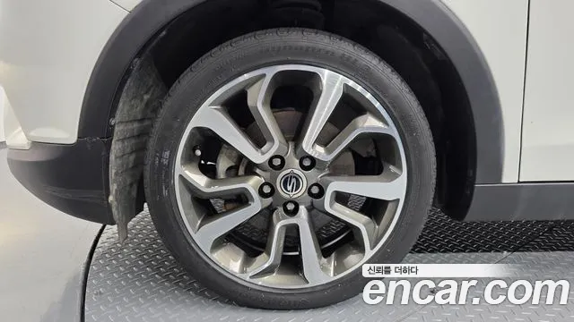 KG_Mobility_Ssangyong TIBOLI 2016 thumb 5