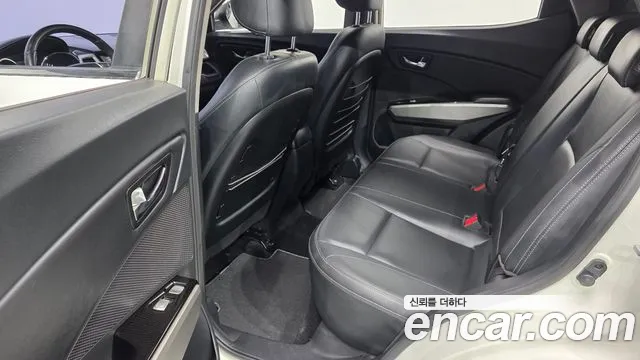 KG_Mobility_Ssangyong TIBOLI 2016 thumb 12