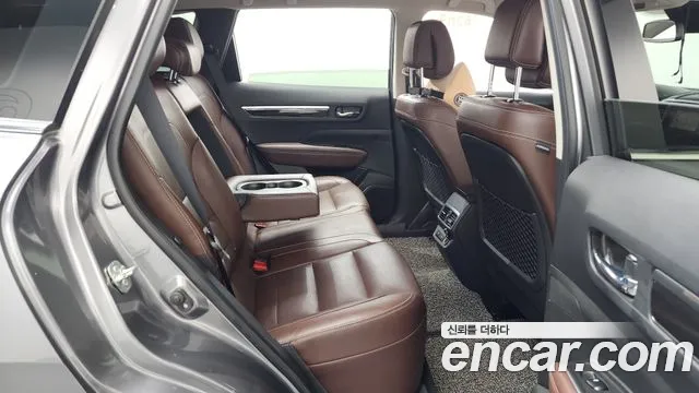 Renault-KoreaSamsung Koleos 2019 thumb 12
