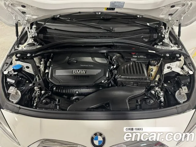 BMW 1-Series 2023 thumb 6