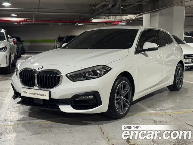 BMW 1-Series 2023 thumb 11