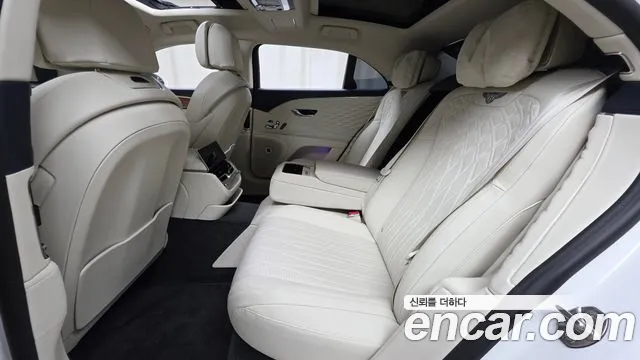 Bentley Flying Spur 2022 thumb 12