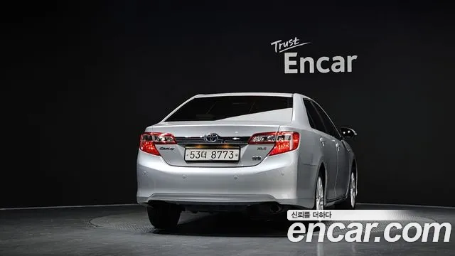 Toyota Camry 2012 thumb 4