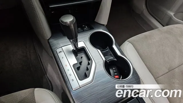 Toyota Camry 2012 thumb 9