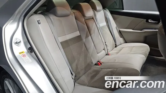 Toyota Camry 2012 thumb 11