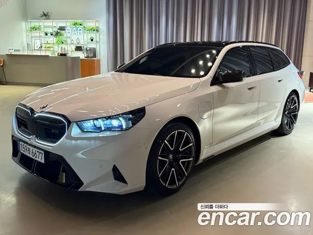 BMW M5 2026 thumb 8