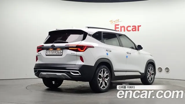 Kia Seltos 2019 thumb 2