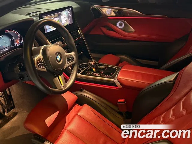 BMW 8-Series 2022 thumb 6