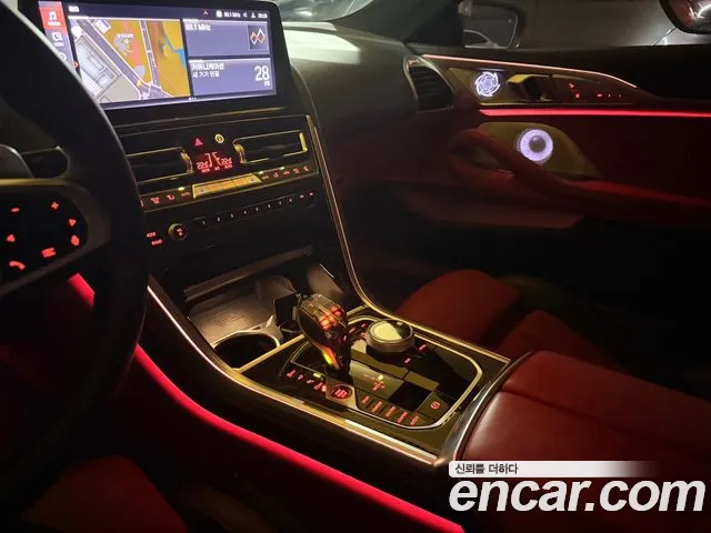 BMW 8-Series 2022 thumb 7