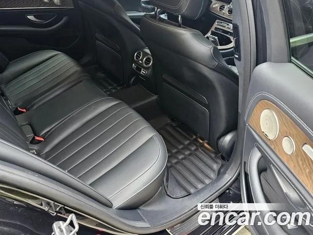 Mercedes-Benz E-Класс 2022 thumb 7