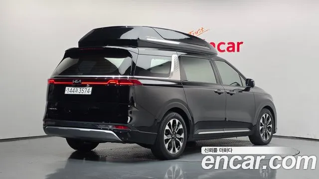 Kia Carnival 2021 thumb 2