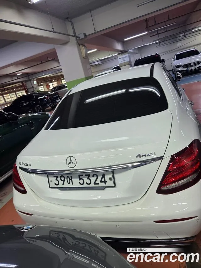 Mercedes-Benz E-Класс 2019 thumb 4