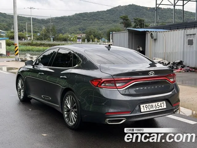 Hyundai Grandeur 2018 thumb 4