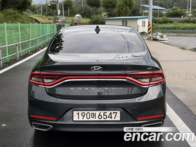 Hyundai Grandeur 2018 thumb 5