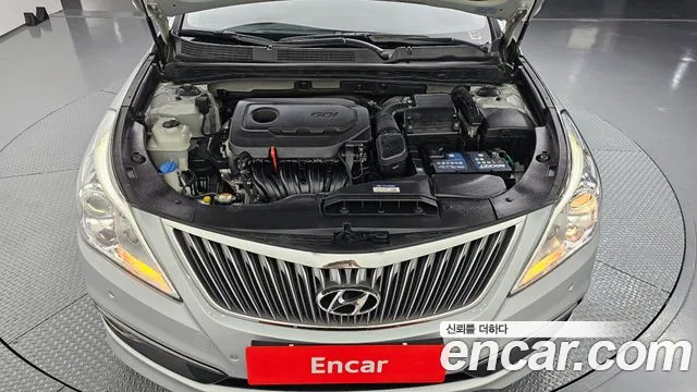Hyundai Grandeur 2014 thumb 6