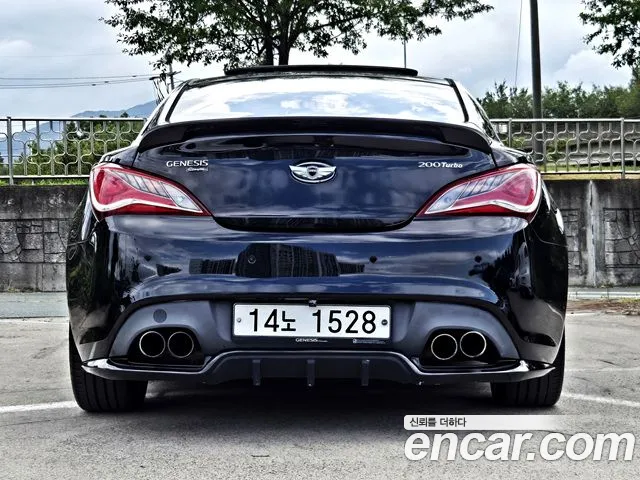 Hyundai Genesis 2009 thumb 4