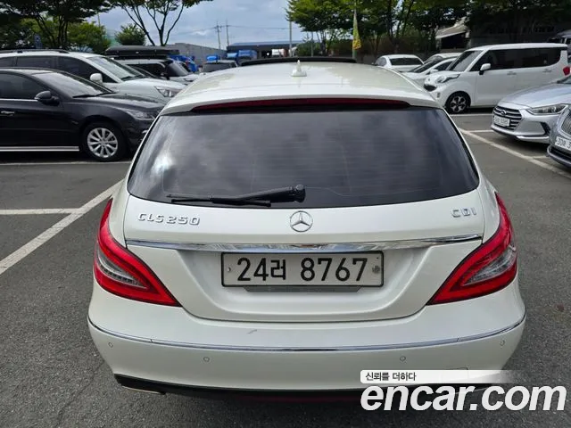 Mercedes-Benz CLS-Class 2013 thumb 5