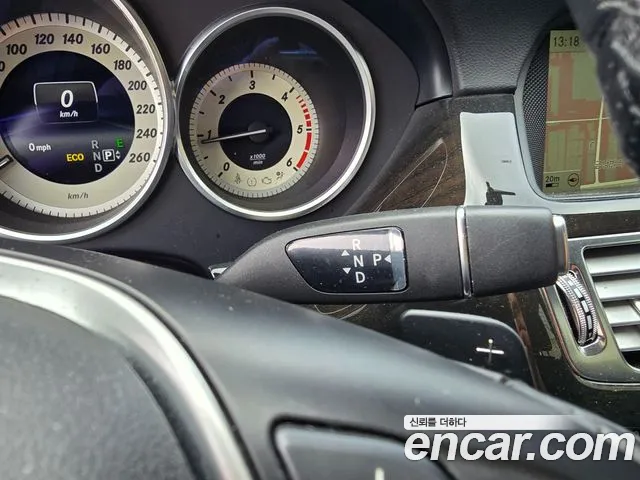 Mercedes-Benz CLS-Class 2013 thumb 9