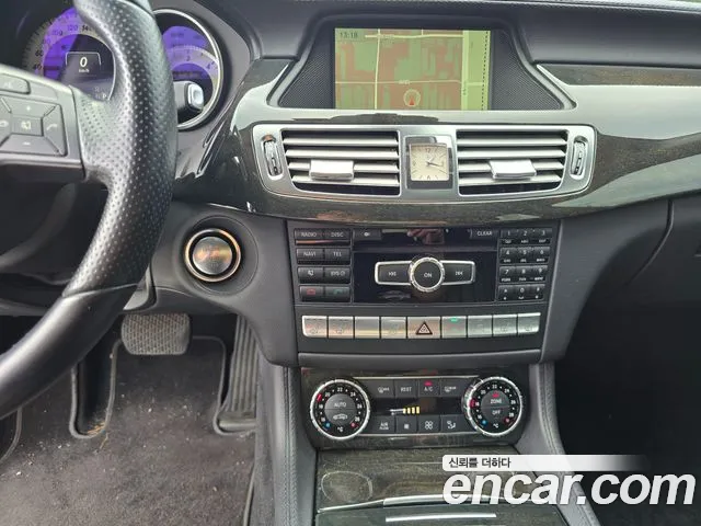 Mercedes-Benz CLS-Class 2013 thumb 10