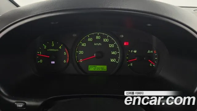 Hyundai Starex 2015 thumb 8