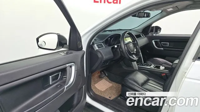 Land Rover Discovery Sport 2016 thumb 10