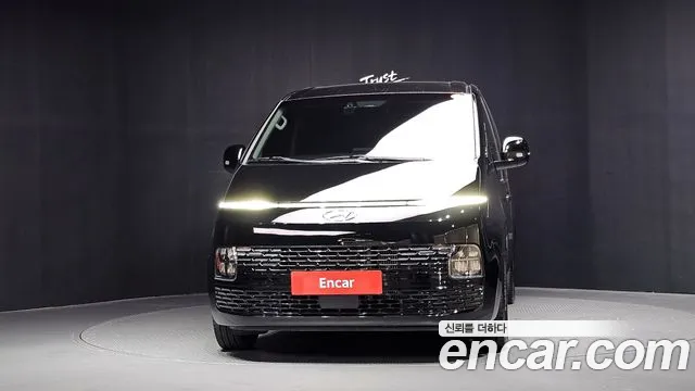 Hyundai Staria 2022 thumb 3