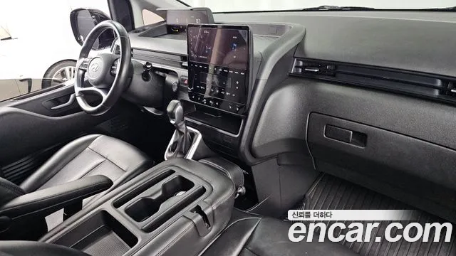 Hyundai Staria 2022 thumb 7