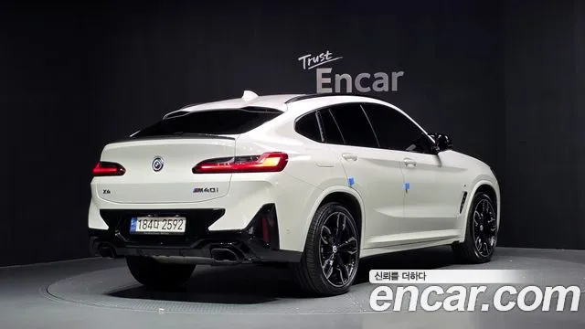BMW X4 2023 thumb 2