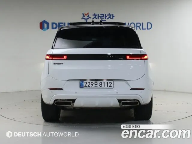 Land Rover Range Rover Sport 2025 thumb 4