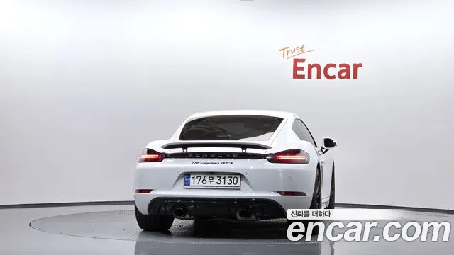 Porsche Cayman 2023 thumb 3