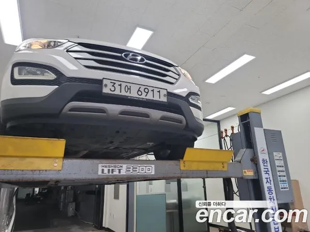 Hyundai Santa Fe 2014 thumb 4