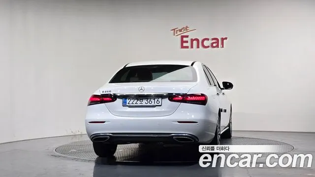 Mercedes-Benz E-Класс 2020 thumb 4