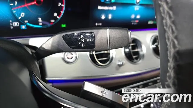 Mercedes-Benz E-Класс 2020 thumb 9